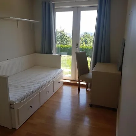 Large Detached House, New Pool Our 24, 1-4 Families