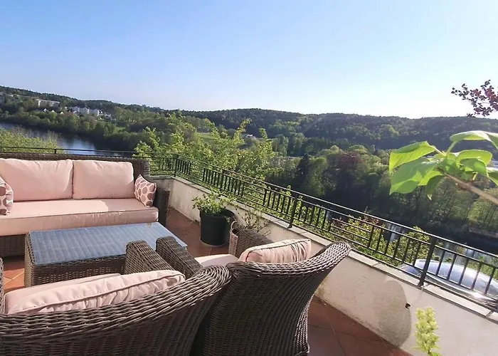 Villa Large Detached House, New Pool Our 24, 1-4 Families *