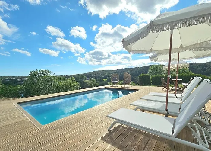 Large Detached House, New Pool Our 24, 1-4 Families Villa Kristiansand